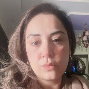 Meet your Posher, Irum